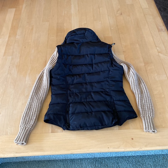 MontanaCo Black & Tan Vest w / Faux Fur - Picture 2 of 6